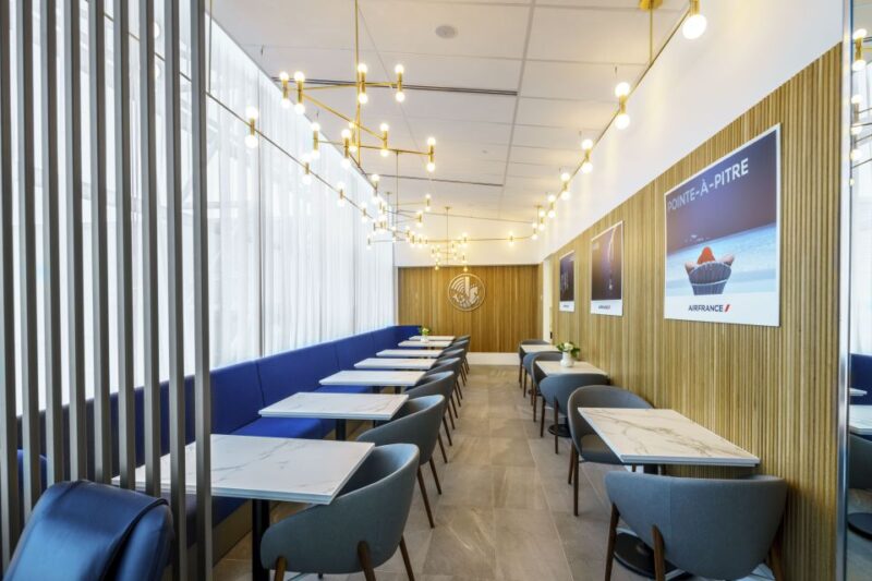YUL Montréal-Trudeau Airport: Airport Lounge Entry Ticket - Visitor Requirements