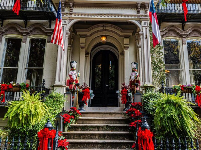 Yuletide Charm: A Southern Christmas Journey in Savannah - Main Stops