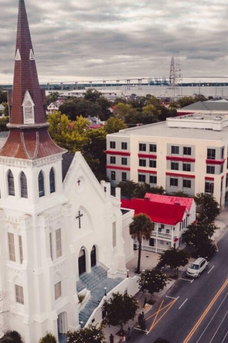 Yuletide Splendor: A Christmas Walking Tour in Charleston - Frequently Asked Questions