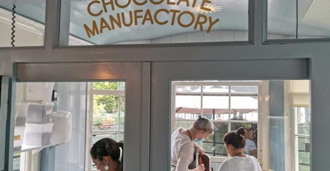 Zaandijk : Dutch Chocolate Making Workshop - About the Chocolatiers