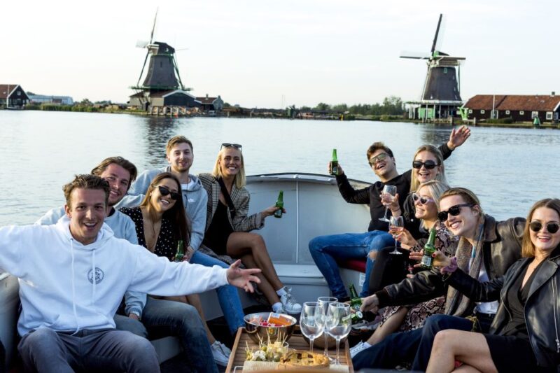 Zaanse Schans: 4-Hours Boat Rental - Group Size and Cancellation