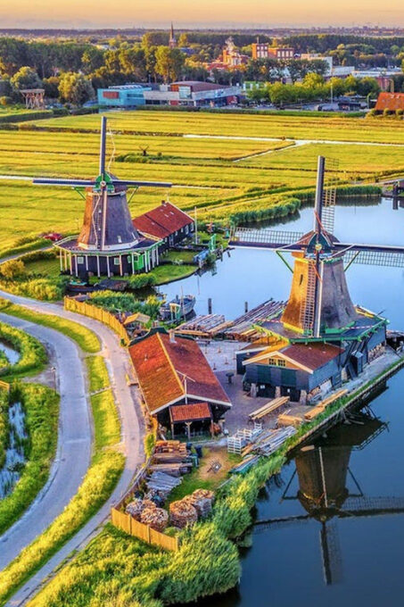 Zaanse Schans - Cheesefactory -Volendam, Private Tour. - Traditional Dutch Crafts