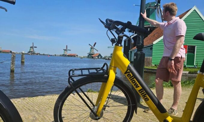 Zaanse Schans: E-Bike Tour With Windmills and Cheese - Tour Suitability and Accessibility