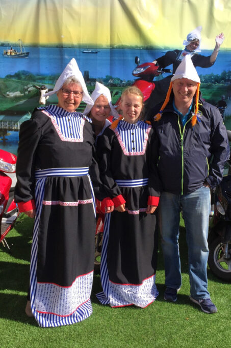 Zaanse Schans: Windmills, Clogs & Cheese by Electric Scooter - Frequently Asked Questions