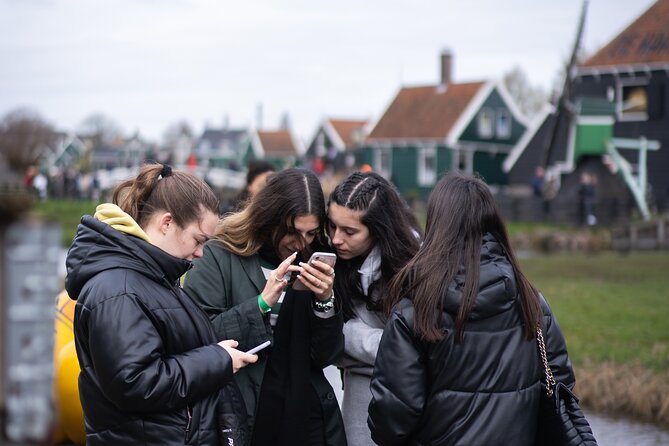 Zaanse Schans & Zaandijk: Historical Self-Guided Walking Tour - Cheese and Clog Making