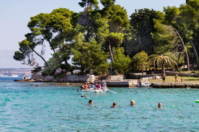 Zadar: 3 Islands Boat Tour W/ Snorkeling, Fruits, & Prosecco - Frequently Asked Questions