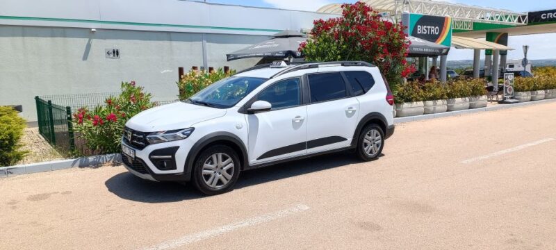 Zadar Airport: Private Transfer To/From the Garden, Tisno - Pickup and Communication