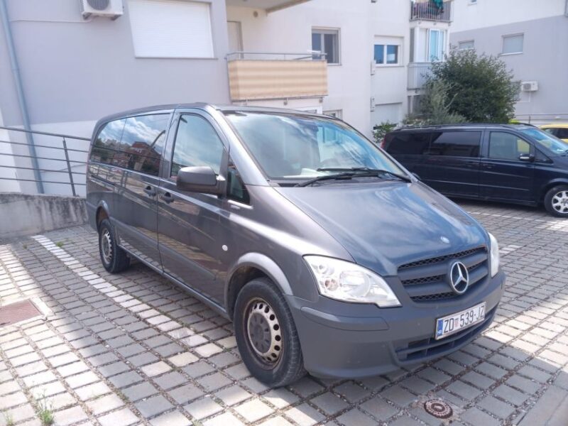 Zadar Airport: Private Transfer To/From the Garden, Tisno - Flight Tracking and Delays