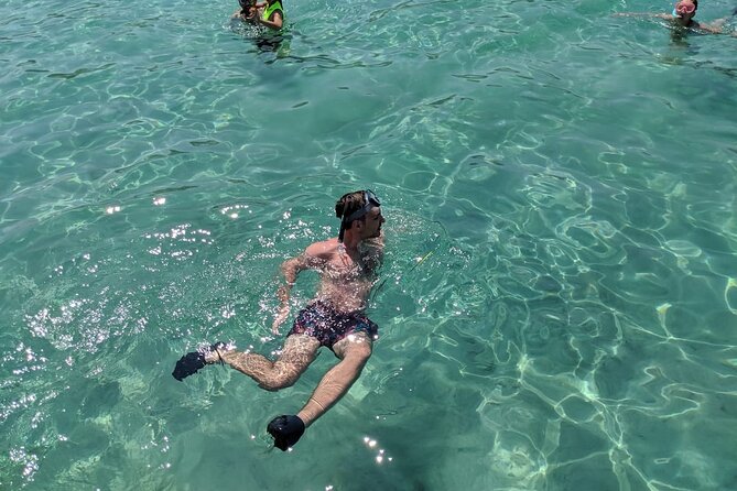 Zadar Boat Tour to the Nearby Islands - Operational Details and Accessibility