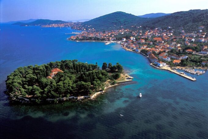 Zadar: Half Day Tour With Luxury Speedboat - Frequently Asked Questions