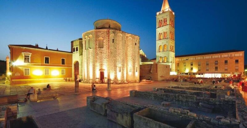Zadar: Old Town Evening Group Guided Walking Tour - Itinerary Highlights