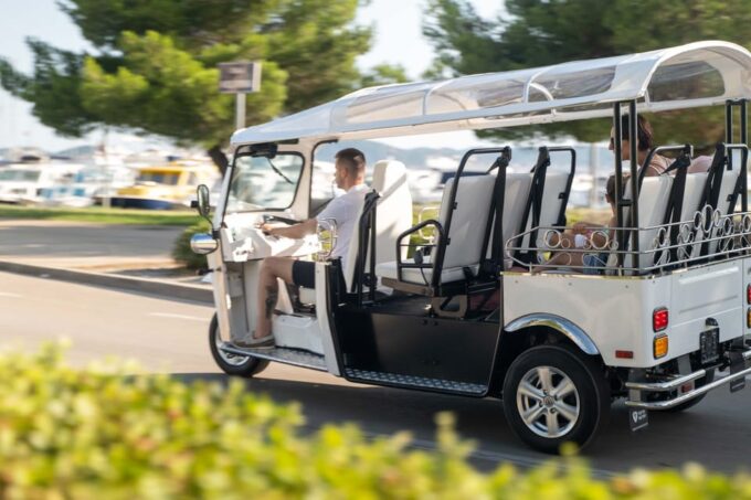 Zadar: Panorama Guided Tour by Tuk-Tuk - Cancellation and Refund Policy