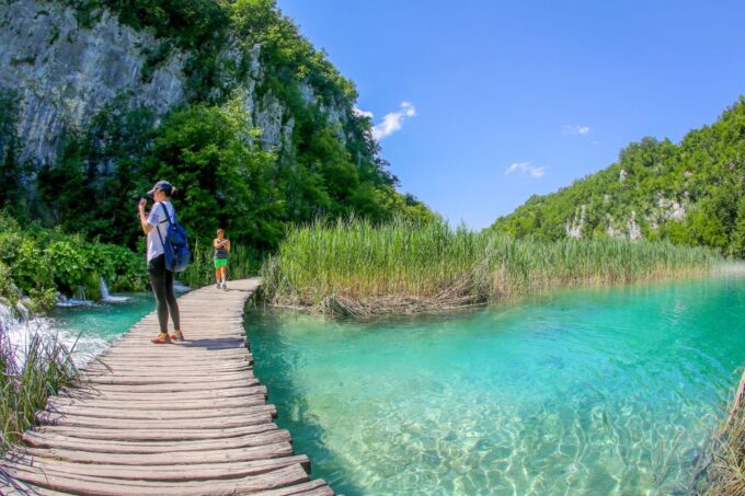 Zadar: Plitvice Lakes Full-Day Guided Tour With a Boat Ride - Customer Reviews