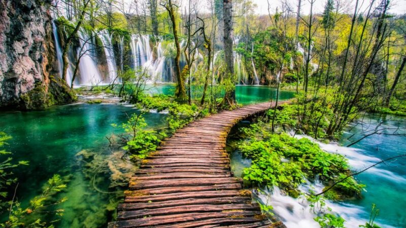 Zadar: Plitvice Lakes With Boat Ride and Zadar Old Town Tour - Weather Considerations