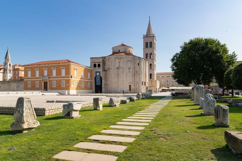 Zadar: Private History Walking Tour of Old Town - Good To Know