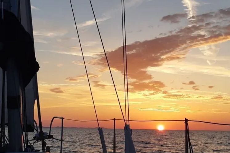 Zadar: Private Sunset Sailboat Tour With Drinks - Inclusions and Exclusions