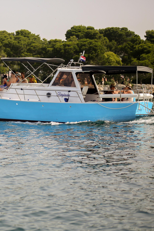 Zadar: Renting Boats With a Crew and Organizing Private Tour - Boats and Cultural Heritage