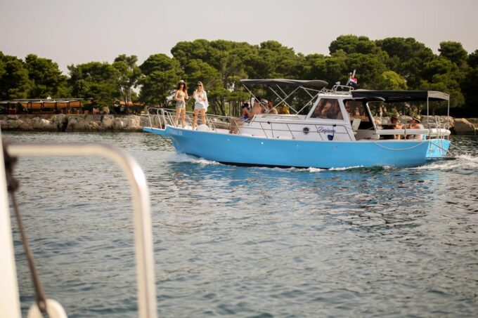 Zadar: Renting Boats With a Crew and Organizing Private Tour - Destination Highlights