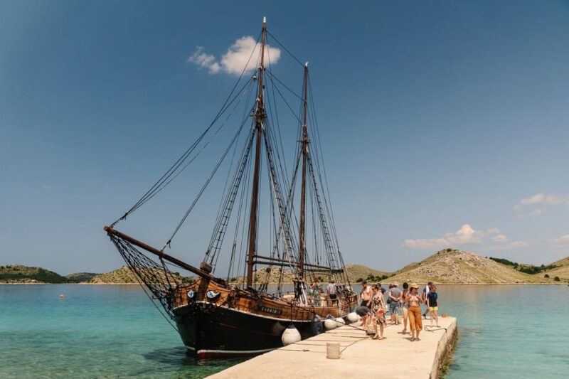 Zadar: Sailboat Tour With Unlimited Wine & 3 Stops - What to Bring