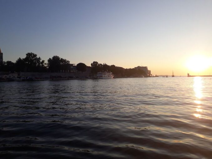 Zadar: Sunset Boat Tour - Panoramic Views