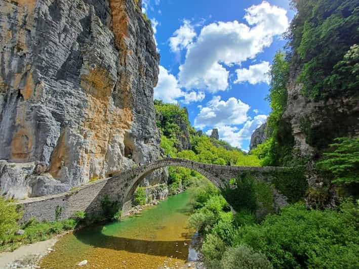 Zagori and Vikos Gorge Tours - Location and Attractions