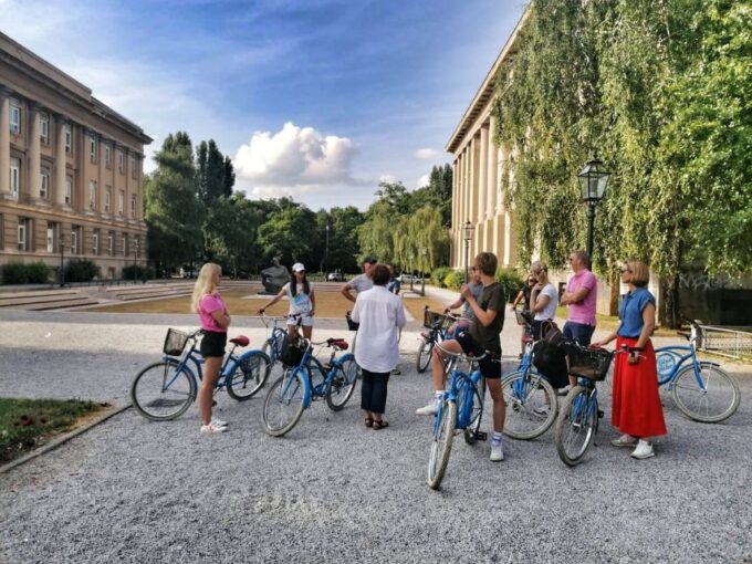 Zagreb: 2.5-Hour Highlights Bike Tour - Cancellation Policy
