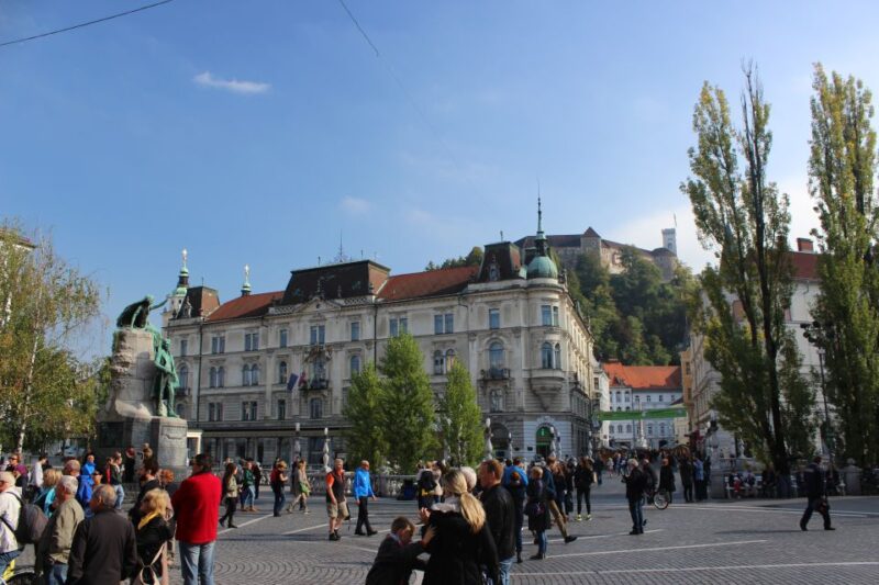 Zagreb: Day Trip Postojna Cave, Predjama Castle, & Ljubljana - Postojna Cave Exploration