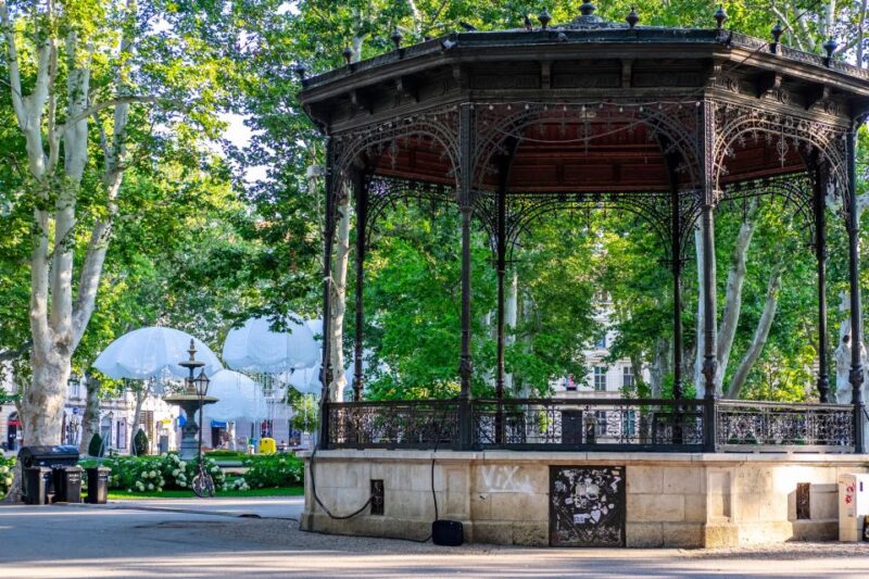 Zagreb: First Discovery Walk and Reading Walking Tour - Tour Experience and Highlights