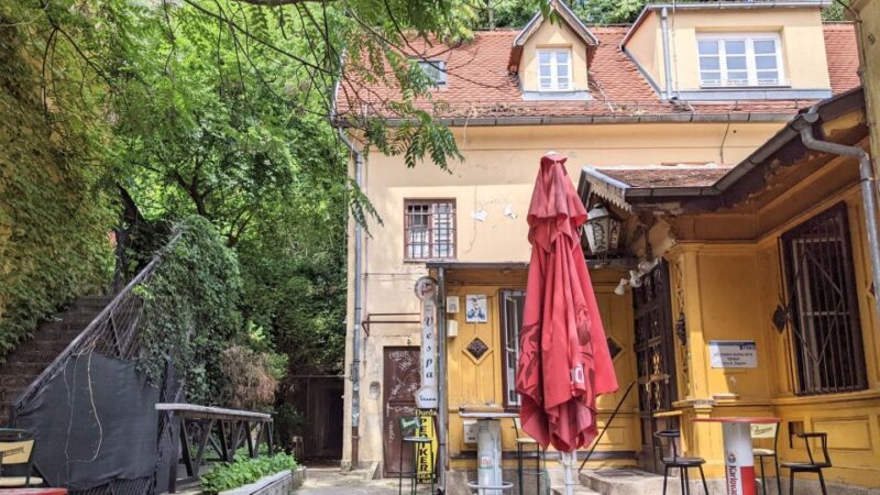 Zagreb: Highlights and Idyllic Places Self-guided Walk - Interactive Tour Elements