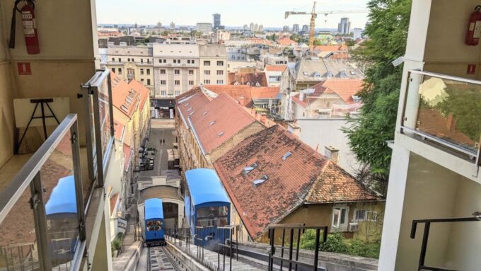 Zagreb: Highlights and Idyllic Places Self-guided Walk - Important Information