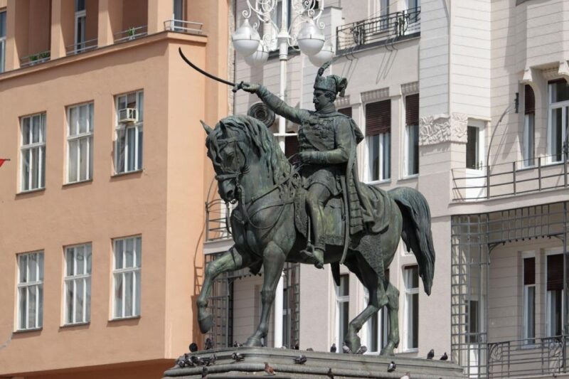 Zagreb: Old Zagreb Private Walking Tour - Itinerary Highlights