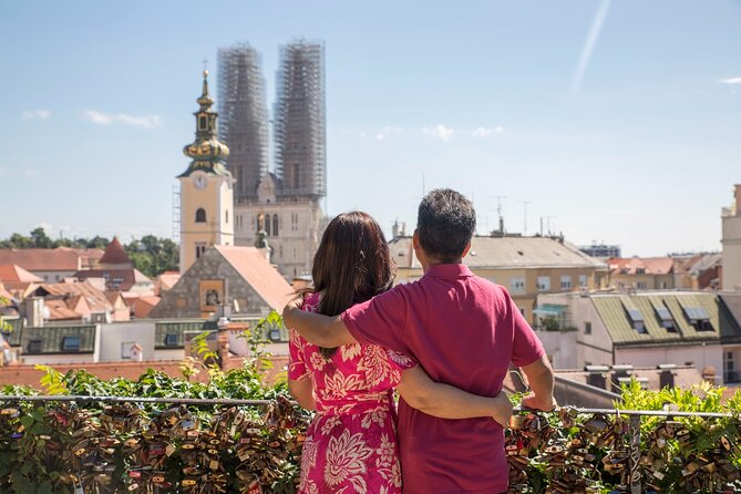 Zagreb Photosession Tour With Guide and Professional Photographer - Receiving the Digital Photos
