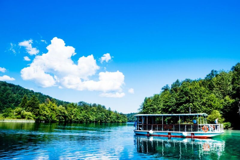 Zagreb: Plitvice Lakes and Rastoke Village Drop off Zadar - Geological Features