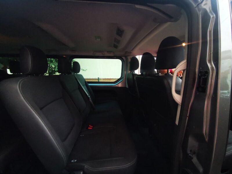 Zagreb: Private Transfer To/From Zagreb Airport - Driver and Vehicle Experience