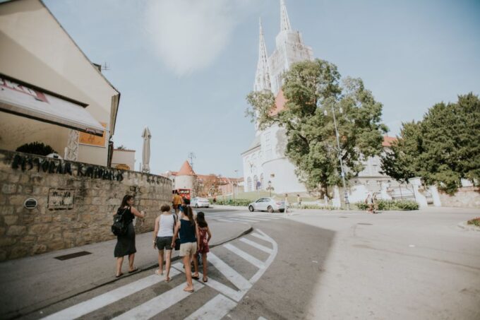 Zagreb: Restaurants and Food Walking Tour - Frequently Asked Questions