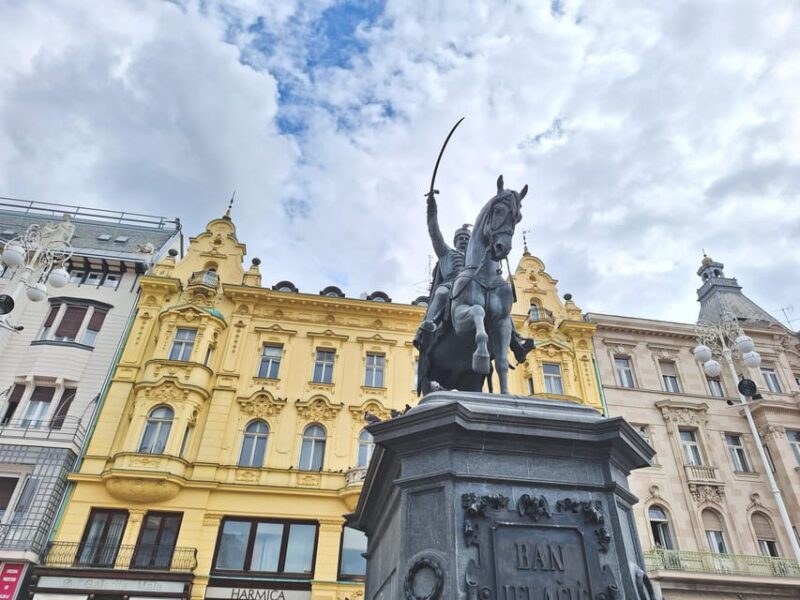 Zagreb: Secrets & Stories With an Art Historian - Zagreb Cathedrals Architecture