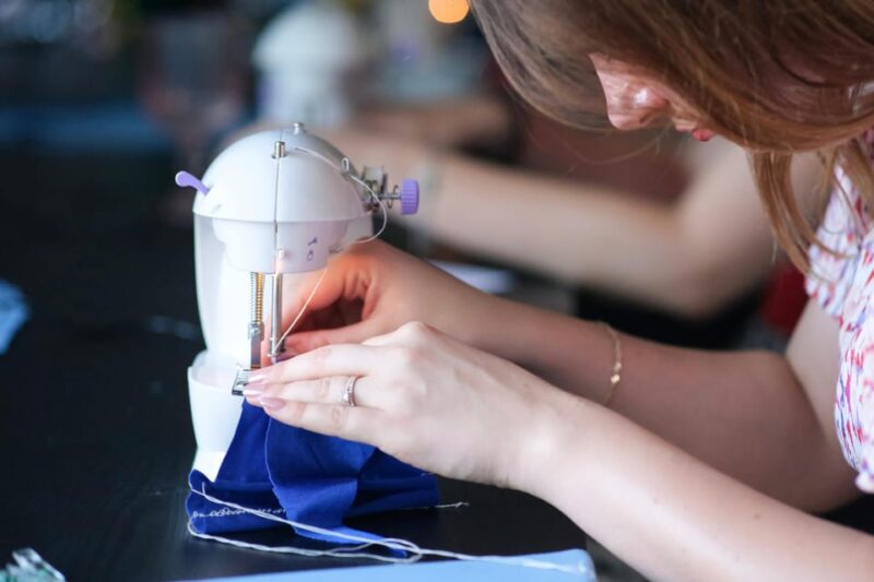 Zagreb: Sewing Workshop With Wine or Gin Tasting - Experience Highlights