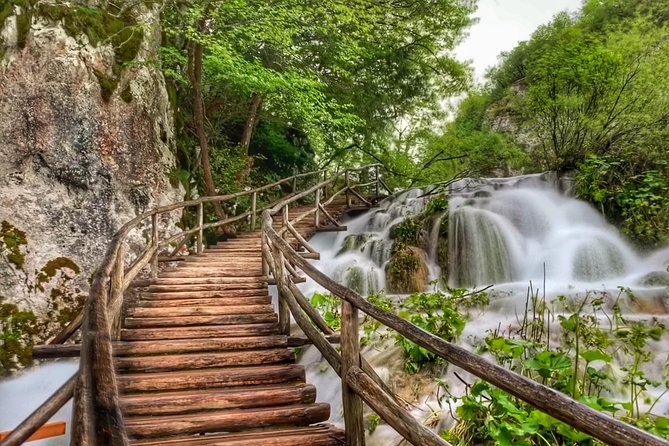 Zagreb to ŠIbenik Private Transfer With Plitvice Lakes Tour - Pickup Information