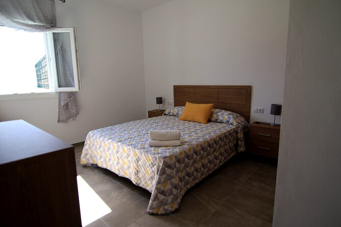 Zahara Surf International School School - Meeting Point and Location