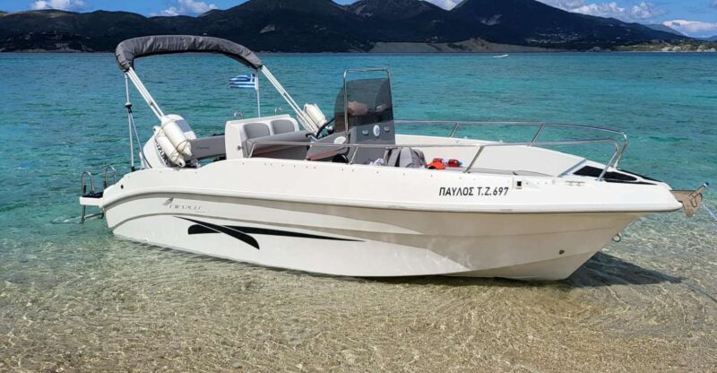 Zakinthos: Private Boat Rental to Shipwreck and Blue Caves - Adventuring to the Iconic Shipwreck