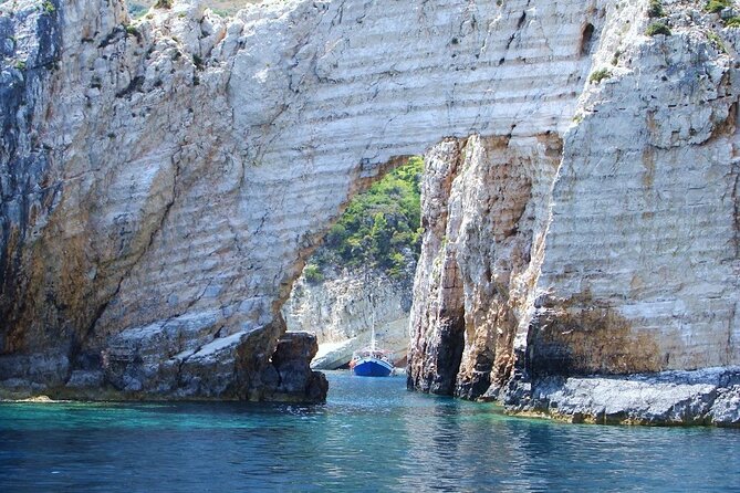Zakynthos Half Day Tour to the Turtle Island, Cameo & Keri Caves - Visiting Marathonisi and Keri Caves