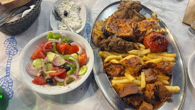 Zakynthos: Highlights Tour Xigia Shipwreck Dinner in Kampi - Traditional Dinner in Kampi