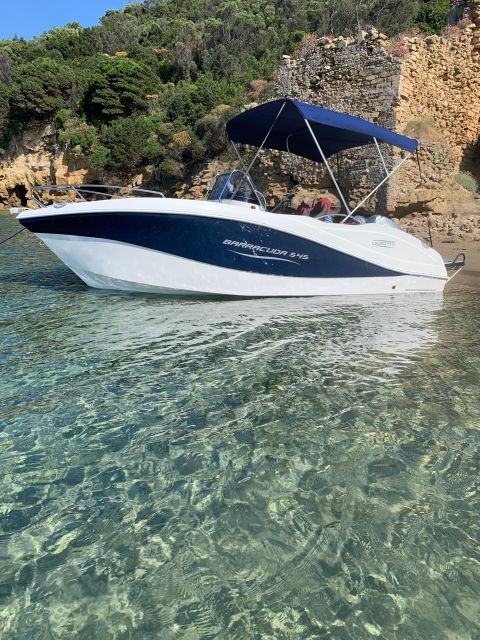 Zakynthos : Private Boat Cruise to Shipwreck and Blue Caves - Experienced Skipper