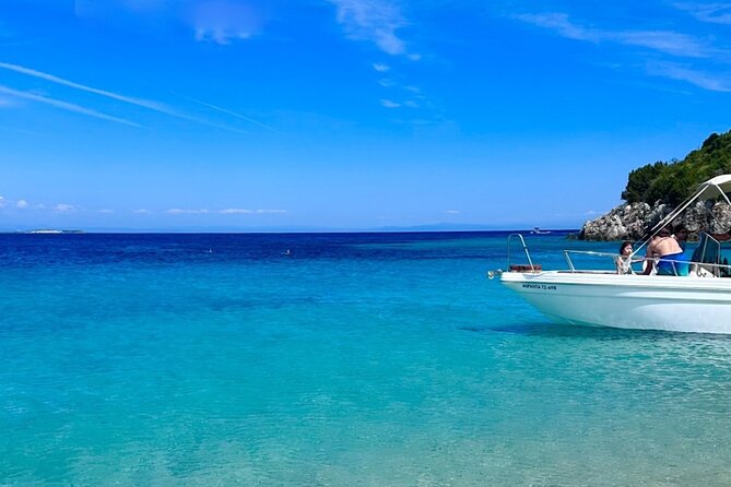 Zakynthos Private Boat: Marathonisi, Keri Caves, Mizithres (max5) - Personalized Service
