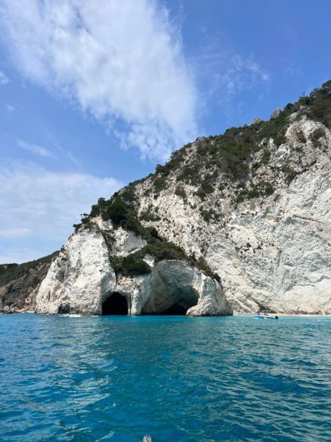 Zakynthos Turtle Island and Keri Caves - Wildlife and Natural Features