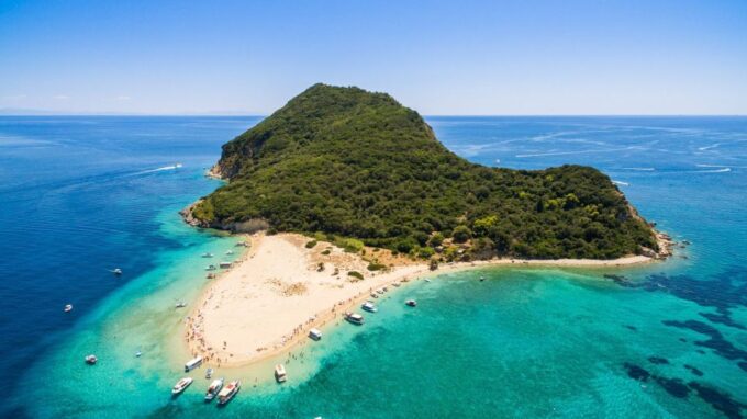 Zakynthos: Turtle Spotting, Marathonísi & Keri Caves Cruise - Exploring Marathonisi Island