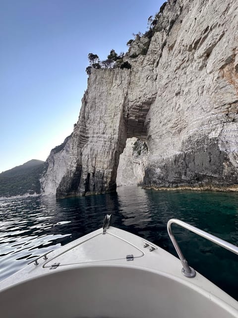 Zakynthos:Turtle Spotting,Marathonisi,Keri Caves&Myzithres - Boat Capacity