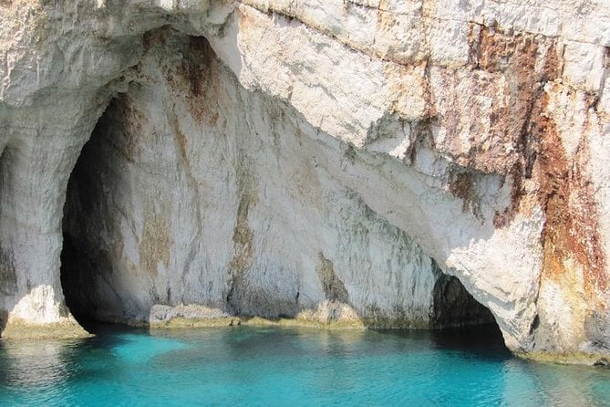 Zante Cruise to Blue Caves & Shipwreck Beach Photo Stop - Visiting Shipwreck Beach