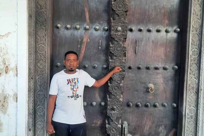 Zanzibar Stone Town Historical Tour and Spice Farm Tour - Meeting and Pickup