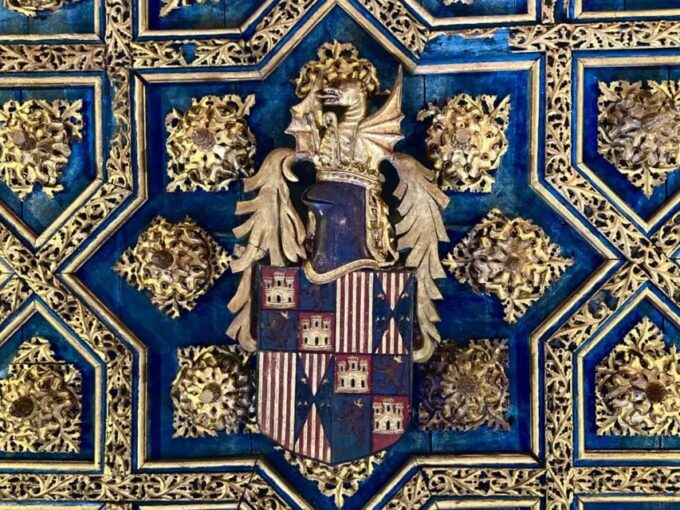 Zaragoza: Guided Visit to the Aljafería Palace in Spanish - Frequently Asked Questions